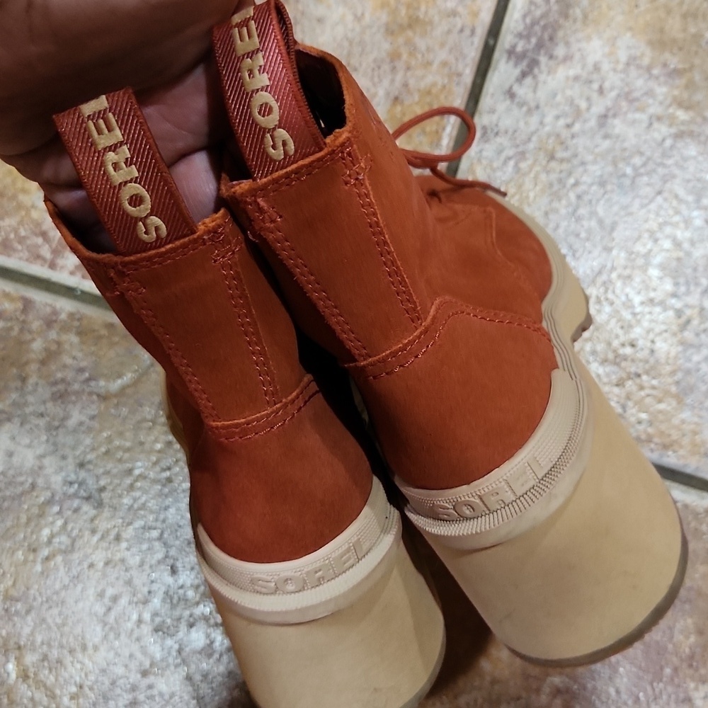 Sorel Hi Line Lace-Up Boots  Warp Red Size 8.5 - Picture 3 of 5